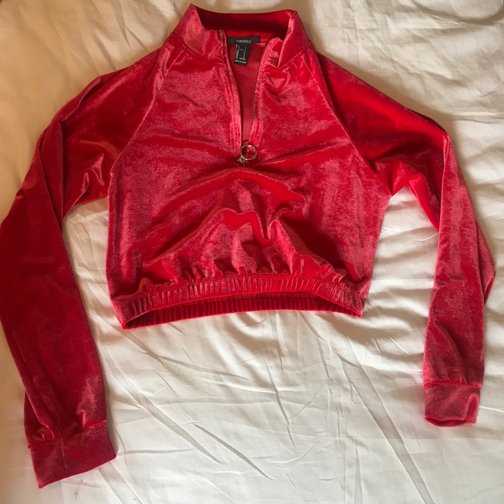 Velvet red cropped pullover jacket